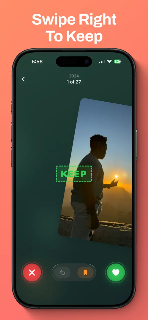 Tidy Cam photo swipe screen on iPhone